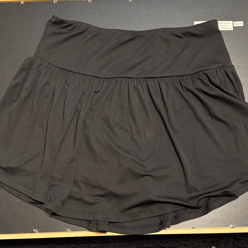 Women's Skirt - Picture 1 of 3